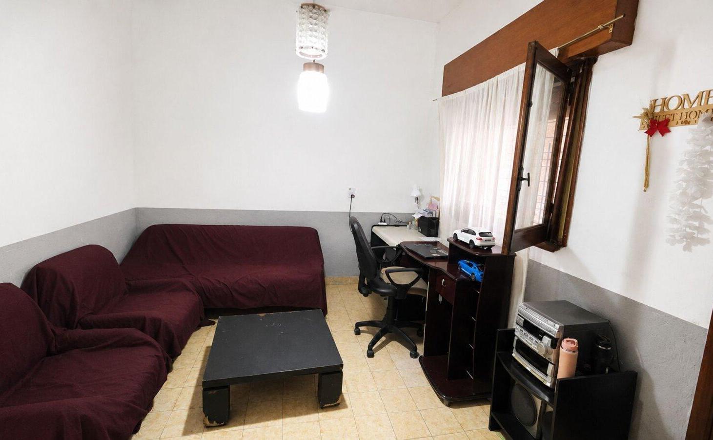 Foto de VENTA CASA 3AMB ENTRADA DE AUTO SARANDÍ, imagen 1