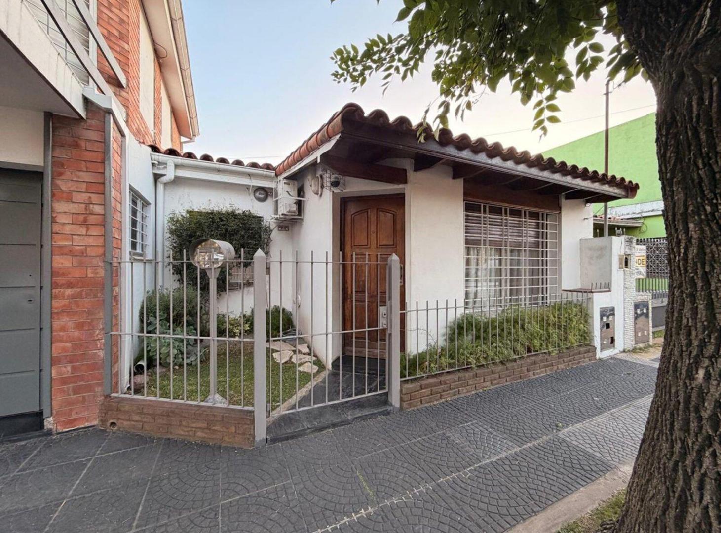 Foto de VENTA CASA 4 AMBIENTES QUILMES OESTE., imagen 4