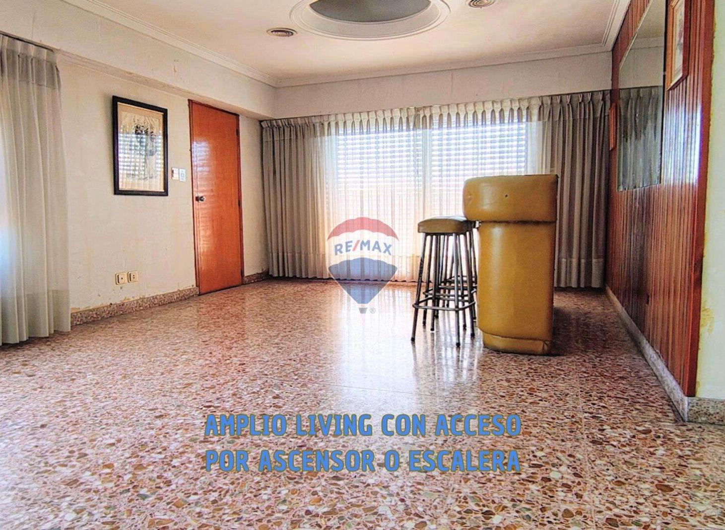Foto de VENTA DEPOSITO C/CASA ARRIBA SARANDÍ QUINCHO, imagen 4