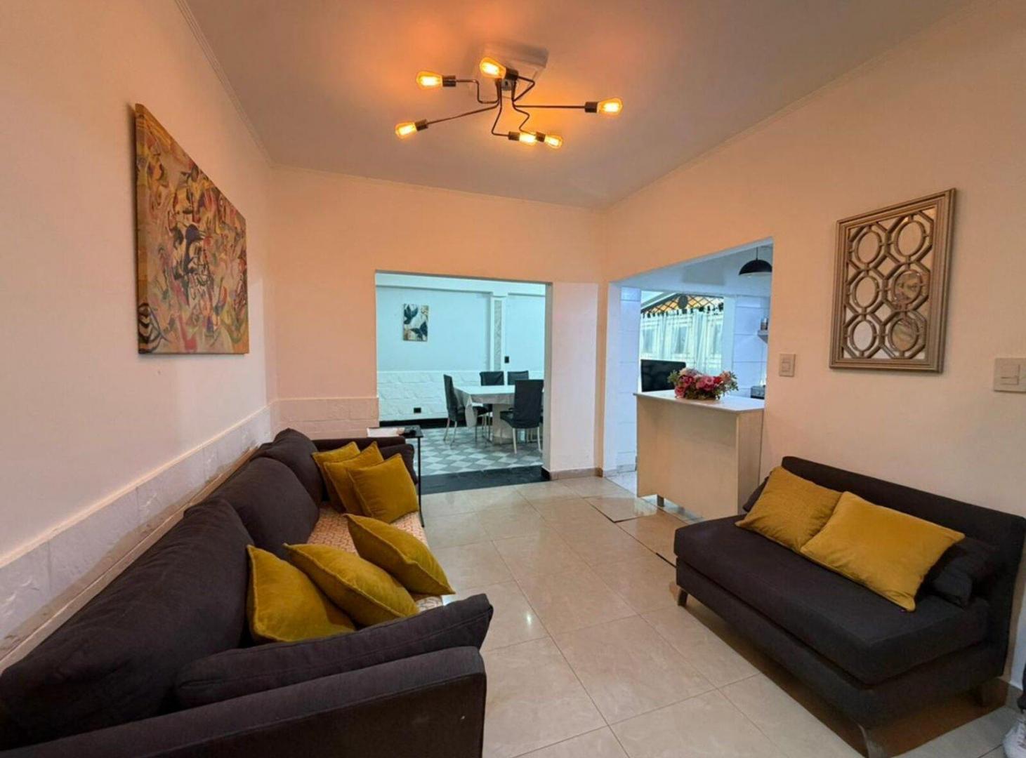 Foto de VENTA PH TIPO CASA 5 AMBIENTES, SARANDI, imagen 2