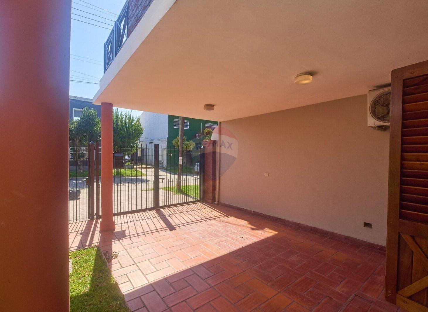 Foto de VENTA DUPLEX 3 AMB CON PARQUE Y COCHERA, EZPELETA, imagen 1