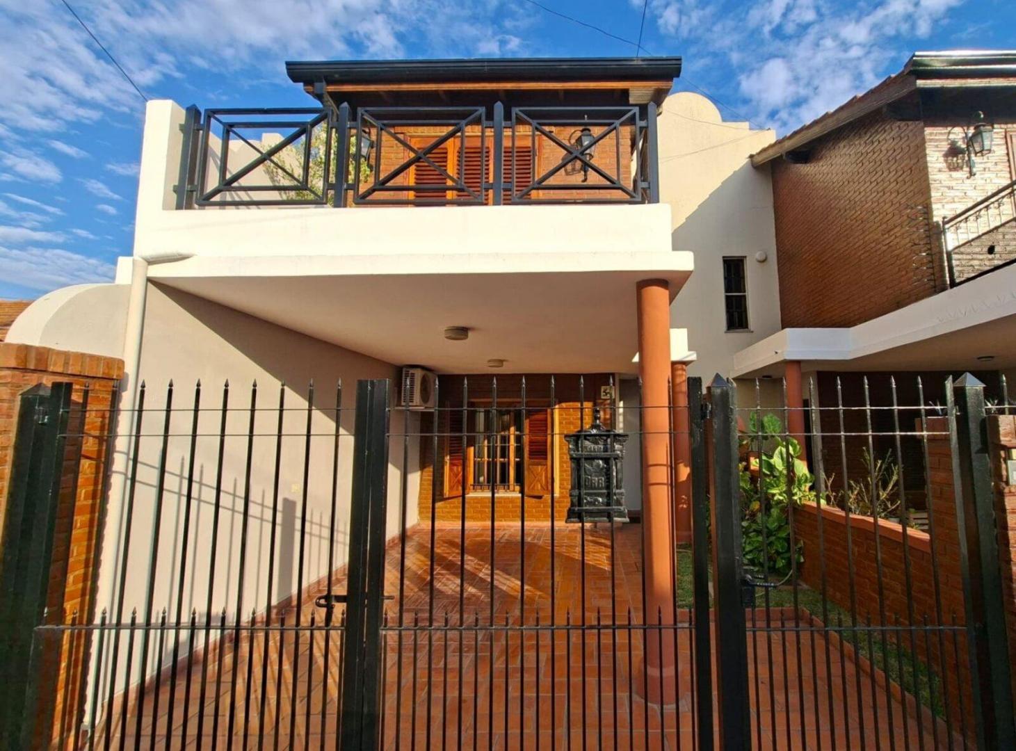 Foto de VENTA DUPLEX 3 AMB CON PARQUE Y COCHERA, EZPELETA, imagen 3