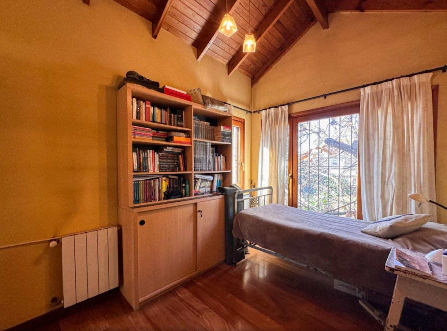 Foto de VENTA DE CASA QUINTA 7 AMBIENTES F.VARELA, imagen 4