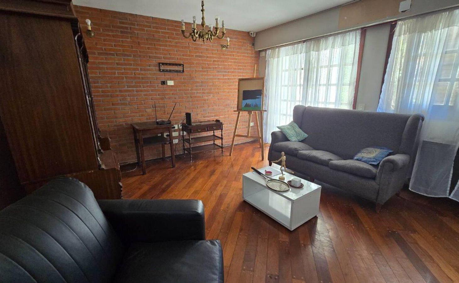Foto de VENTA CASA 5 AMB. PILETA QUINCHO QUILMES, imagen 5