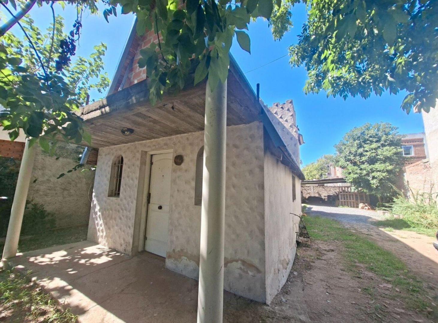 Foto de VENTA CASA 3 AMB CON PATIO BERAZATEGUI, imagen 1
