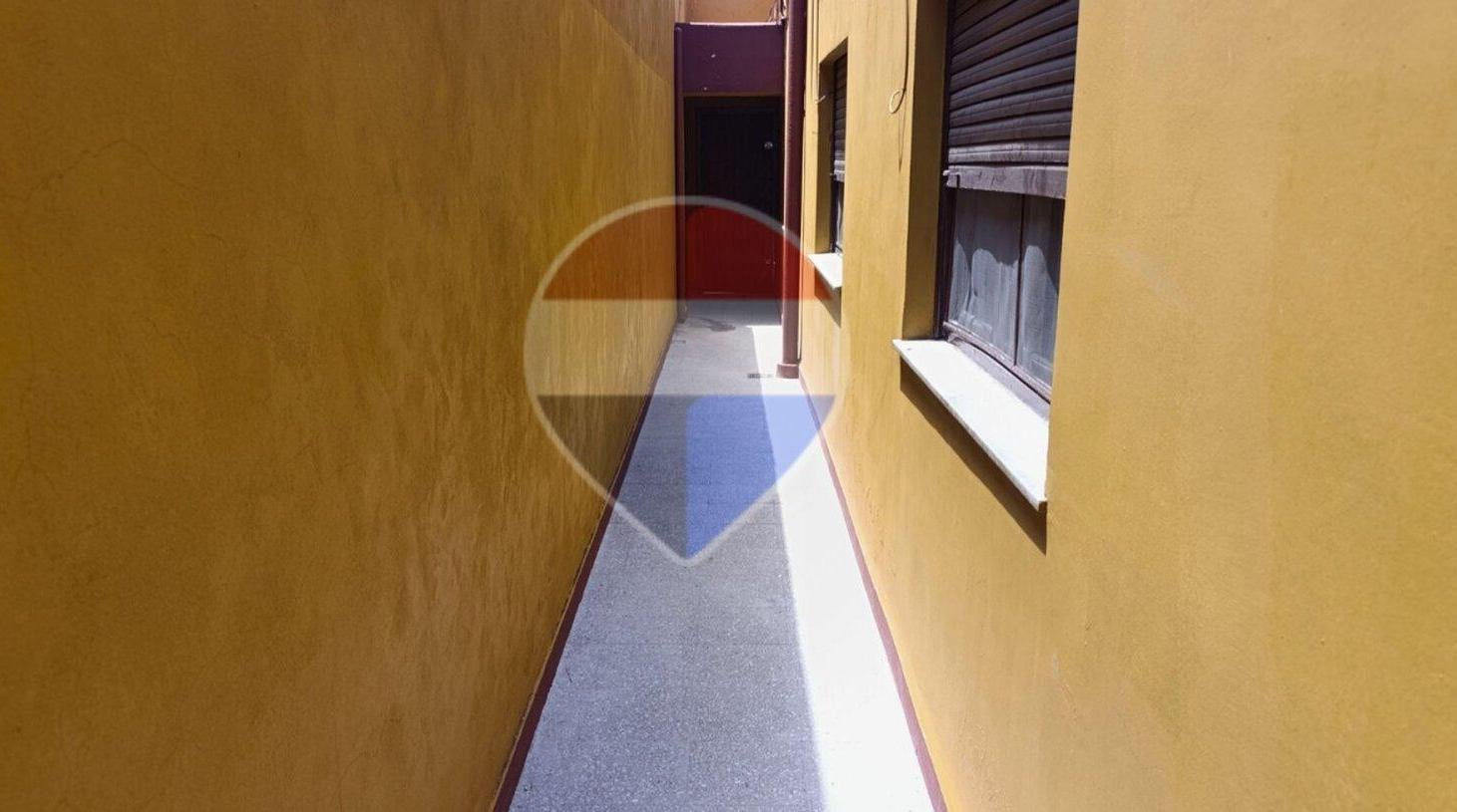 Foto de VENTA CASA 4 AMBIENTES PATIO COCHERA BERNAL OESTE, imagen 2