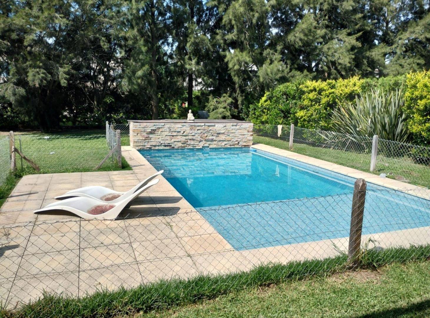 Foto de CASA ALQ "PRINCIPADO DE SAN VICENTE" 5 amb. Pileta, imagen 3