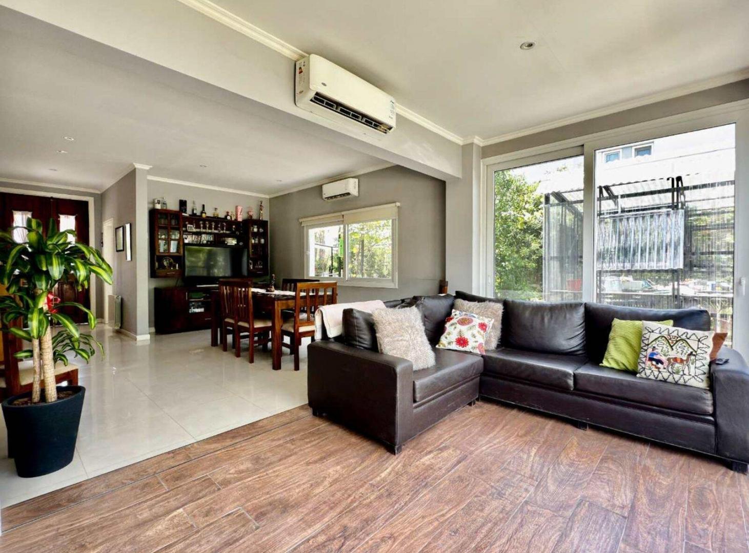 Foto de VENTA CASA BARRIO PRIVADO ADROGUE, imagen 4