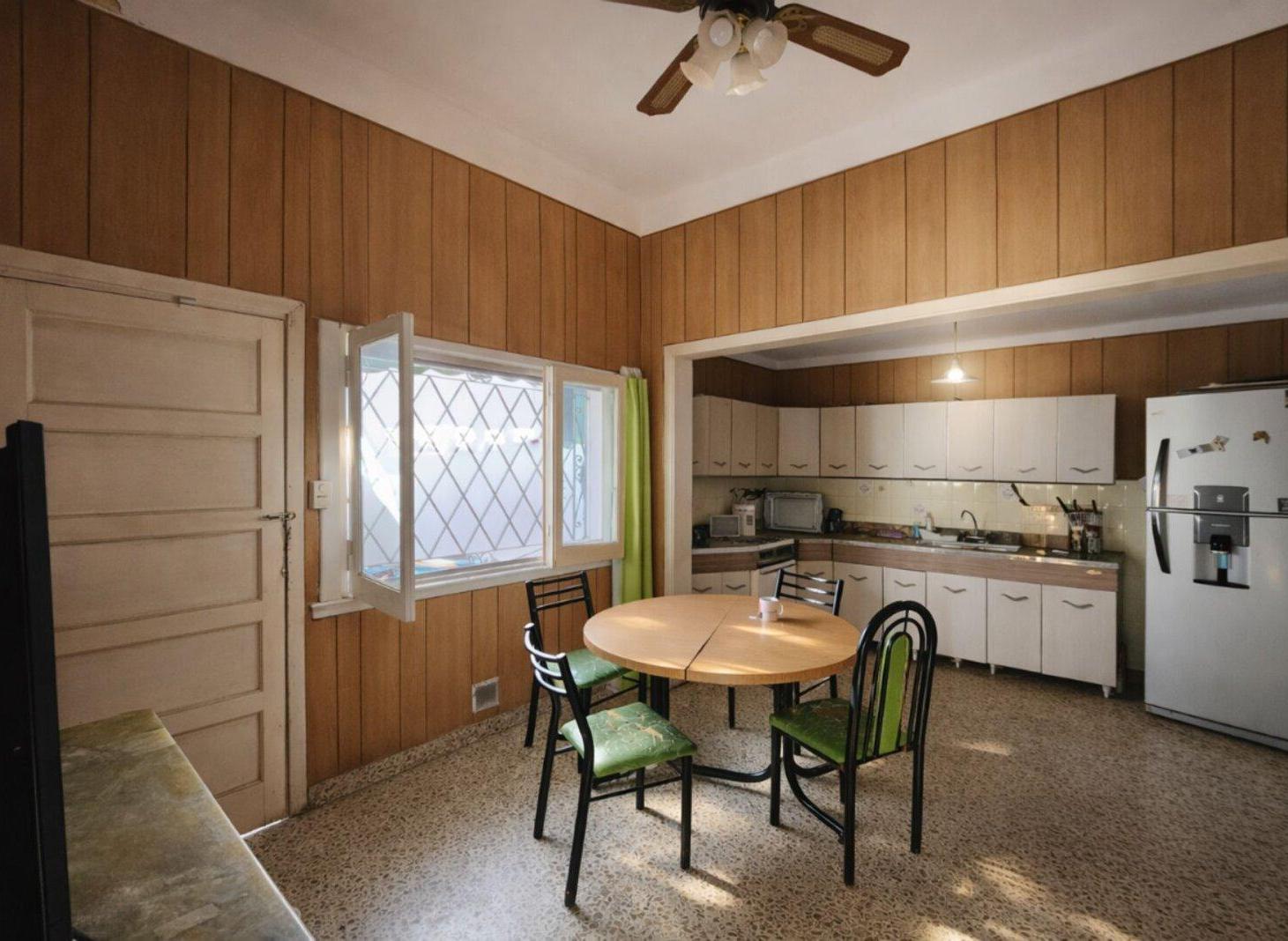 Foto de VENTA CASA 3AMBIENTES DON BOSCO COCHERA TERRAZA, imagen 5