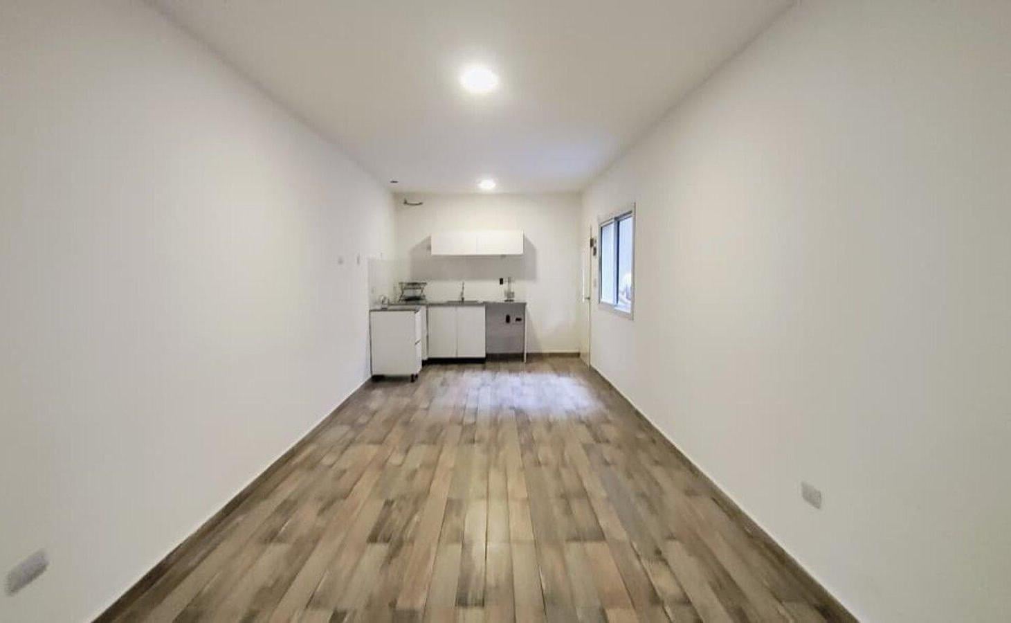 Foto de VENTA DEPARTAMENTO A ESTRENAR 1 PISO CON PATIO, imagen 1