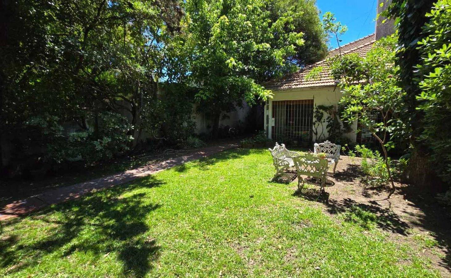 Foto de VENTA CASA 5 AMB CON PARQUE, COCHE Y QUINCH BERNAL, imagen 1