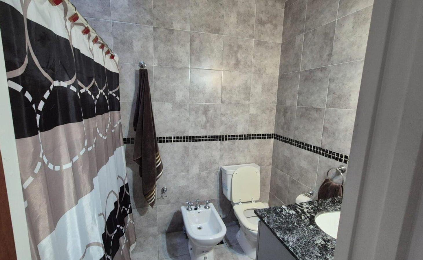 Foto de CASA PH DE 3 AMBIENTES EN QUILMES A LA VENTA, imagen 5