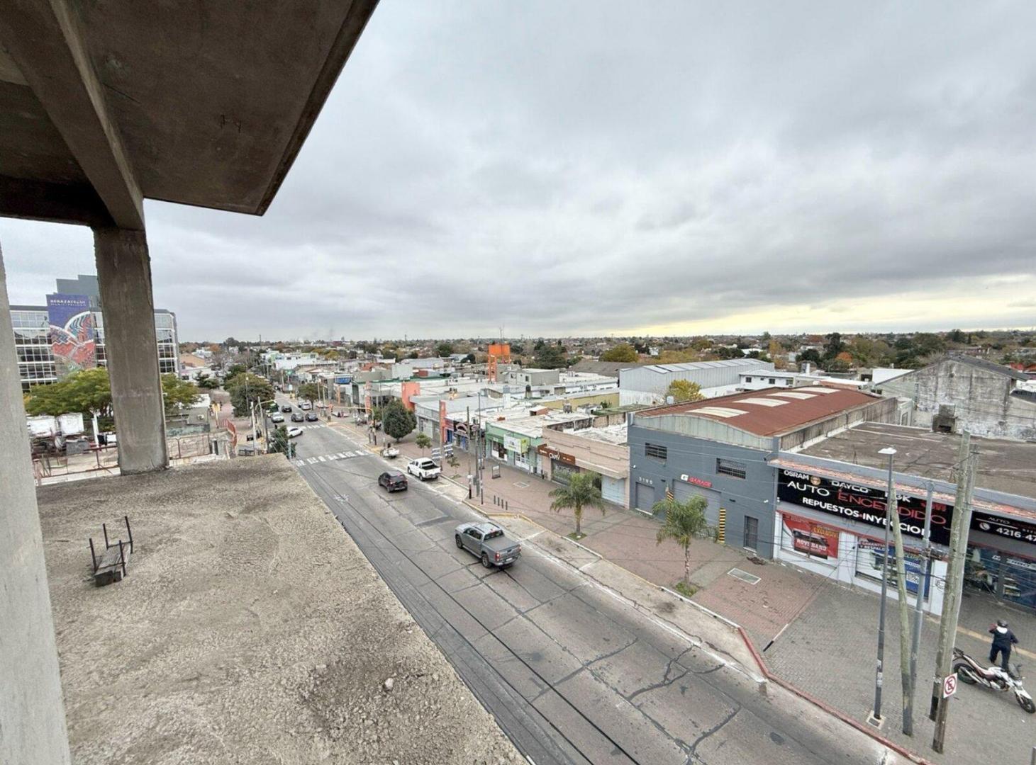 Foto de VENTA/PERMUTA EDIFiCIO A TERMINAR EN BERAZATEGUI, imagen 2