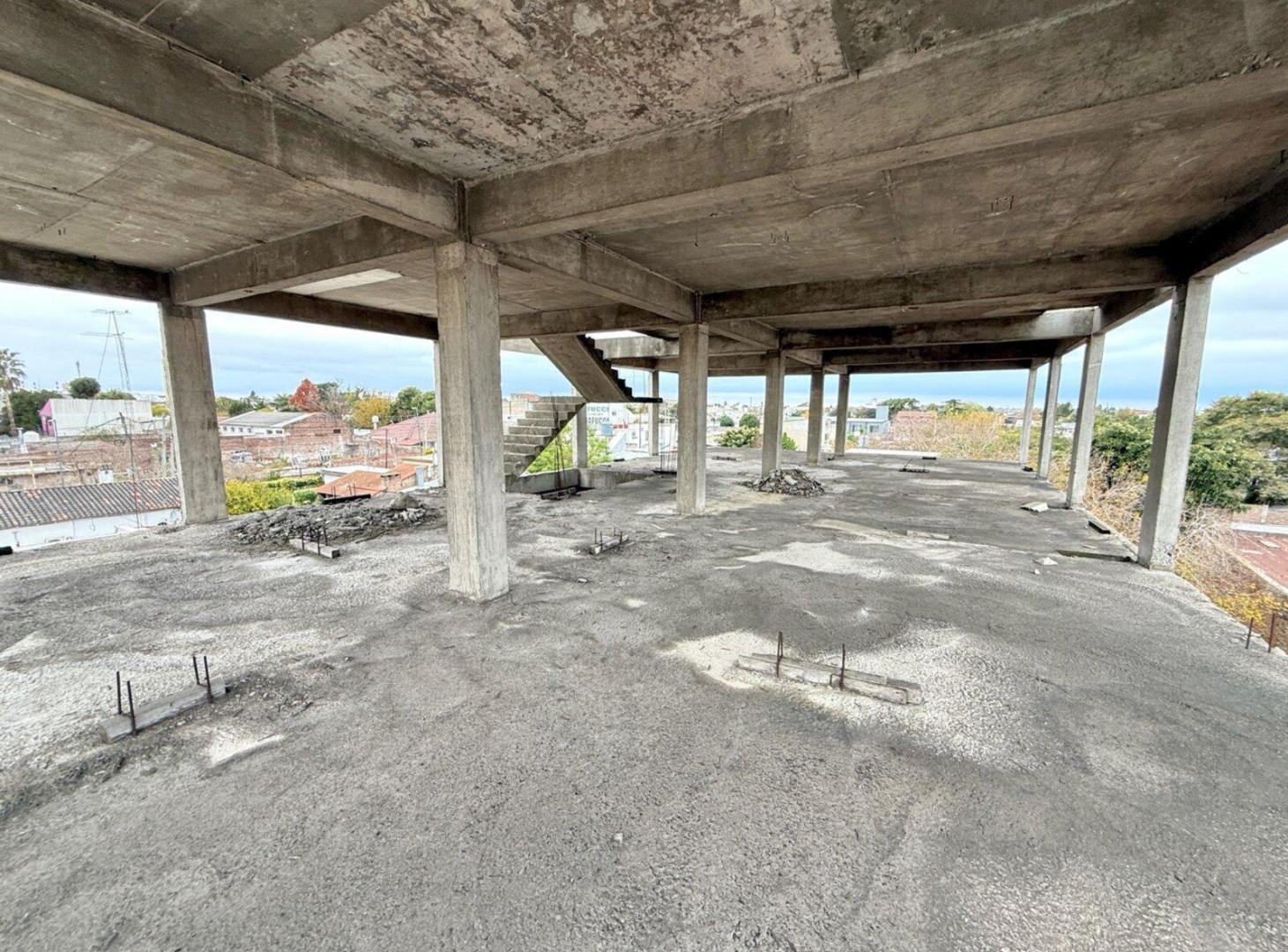 Foto de VENTA/PERMUTA EDIFiCIO A TERMINAR EN BERAZATEGUI, imagen 3