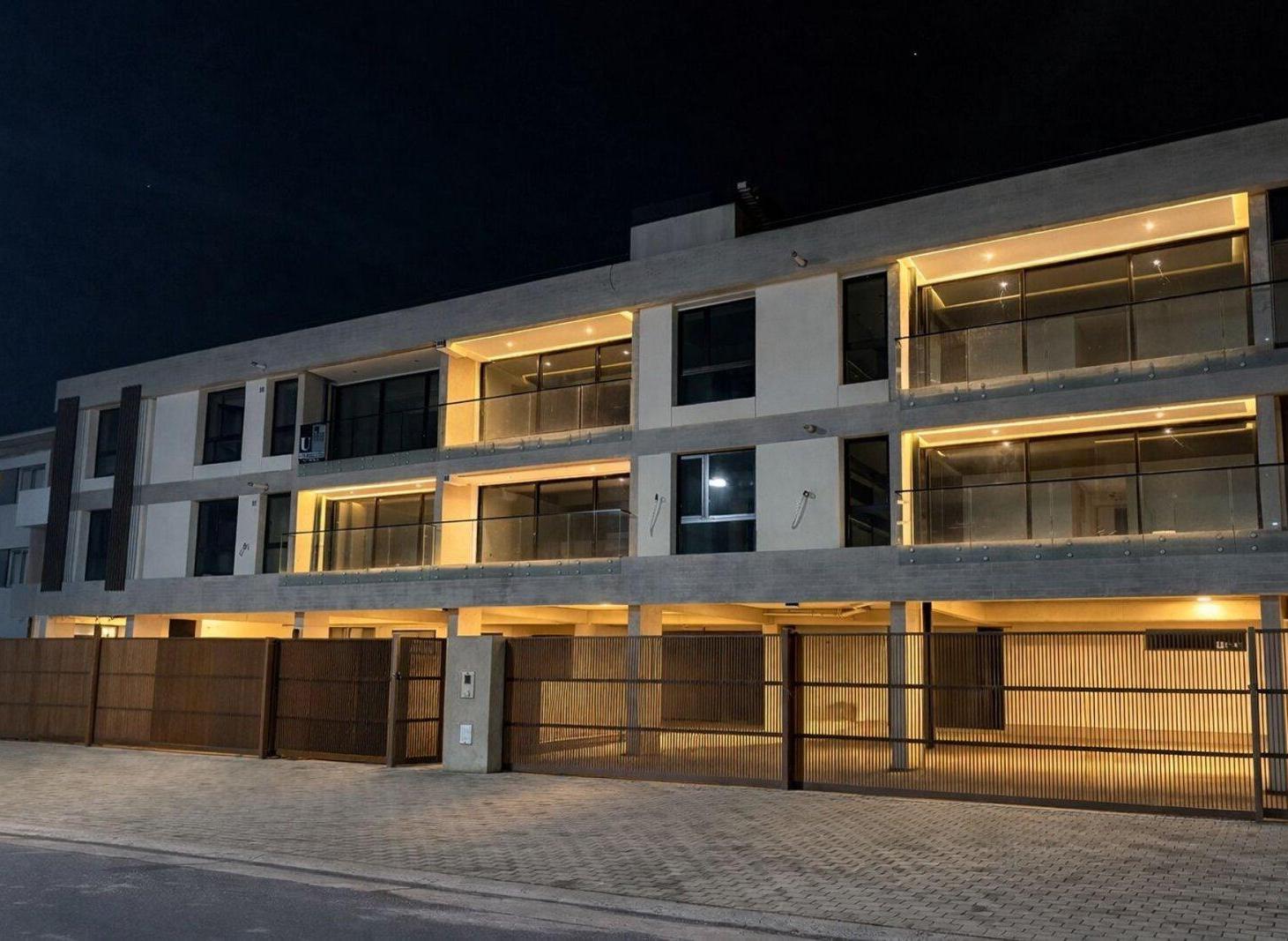 Foto de VENTA DPTO 3 AMB CON PATIO- COCHERA PARQUE LINEAL, imagen 4