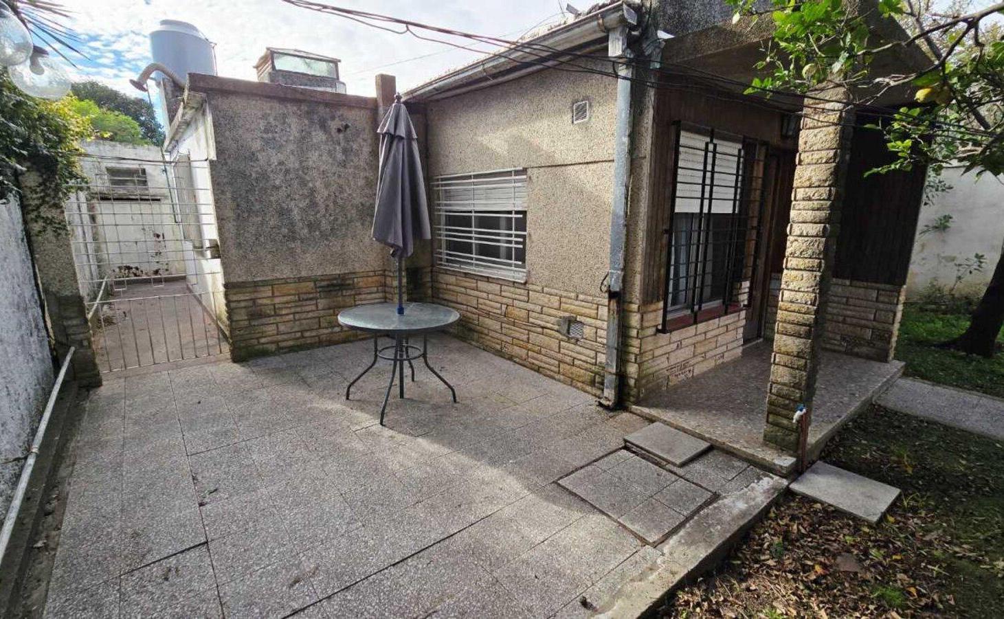 Foto de VENTA CASA 3 AMB. PARQUE Y COCHERA EZPELETA, imagen 4