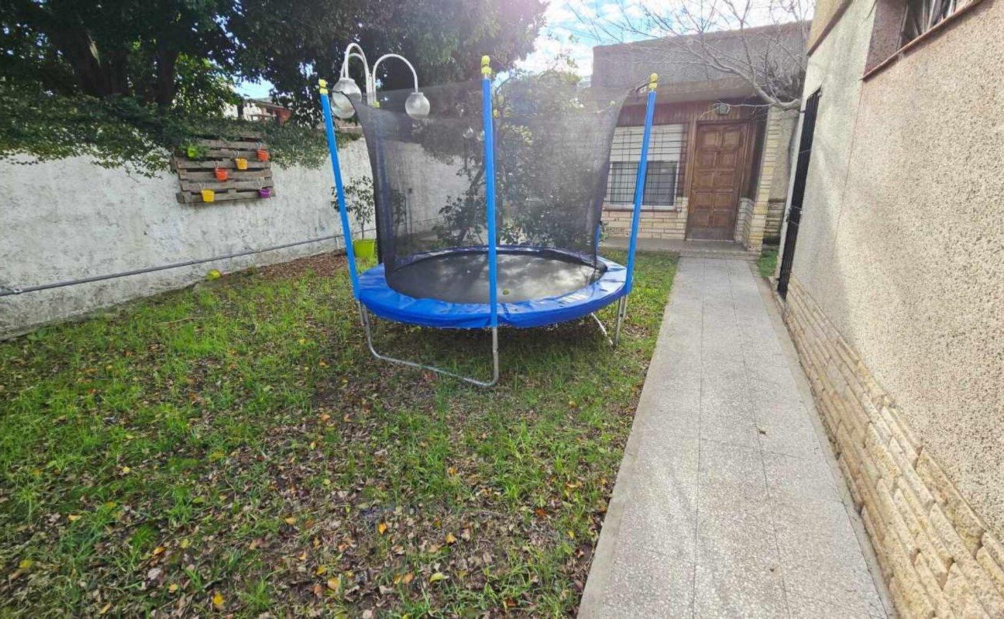 Foto de VENTA CASA 3 AMB. PARQUE Y COCHERA EZPELETA, imagen 5