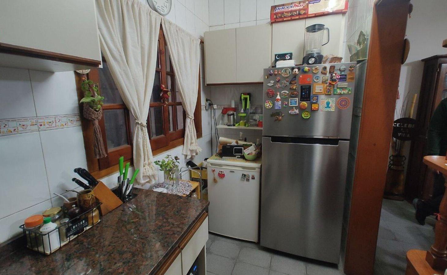Foto de VENTA CASA 3 AMB COCHERAS/QUINCHO PATIO AVELLANEDA, imagen 4