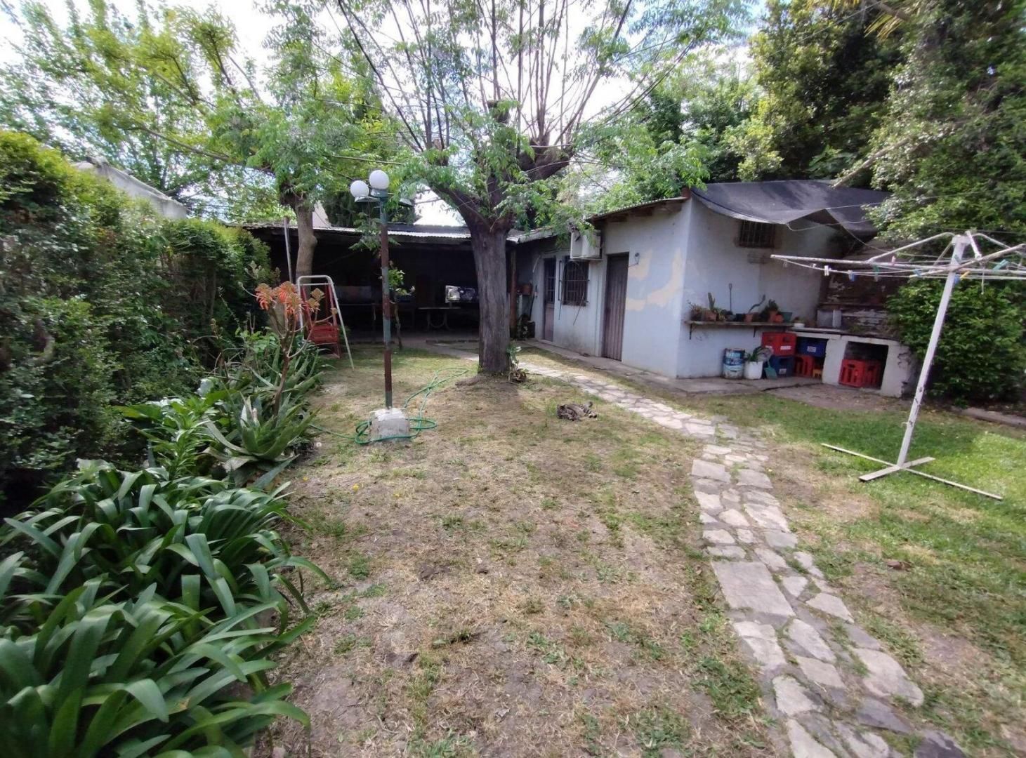 Foto de Venta casa 5 ambientes y garaje en Bosques, imagen 5