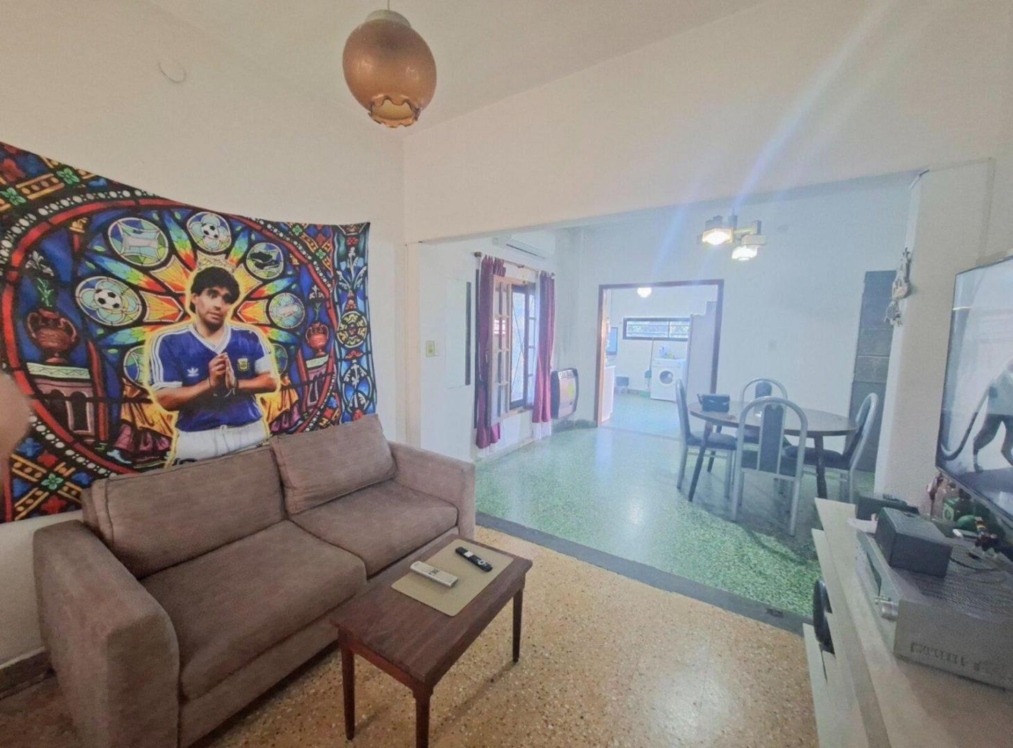 Foto de VENTA CASA 3 AMB CON PATIO Y LOCAL, BERAZATEGUI, imagen 4