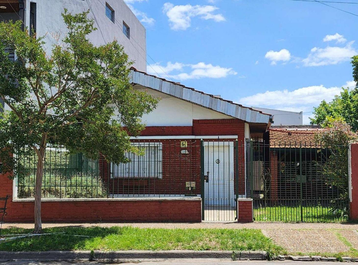 Foto de VENTA Casa Lanús Oeste, imagen 1