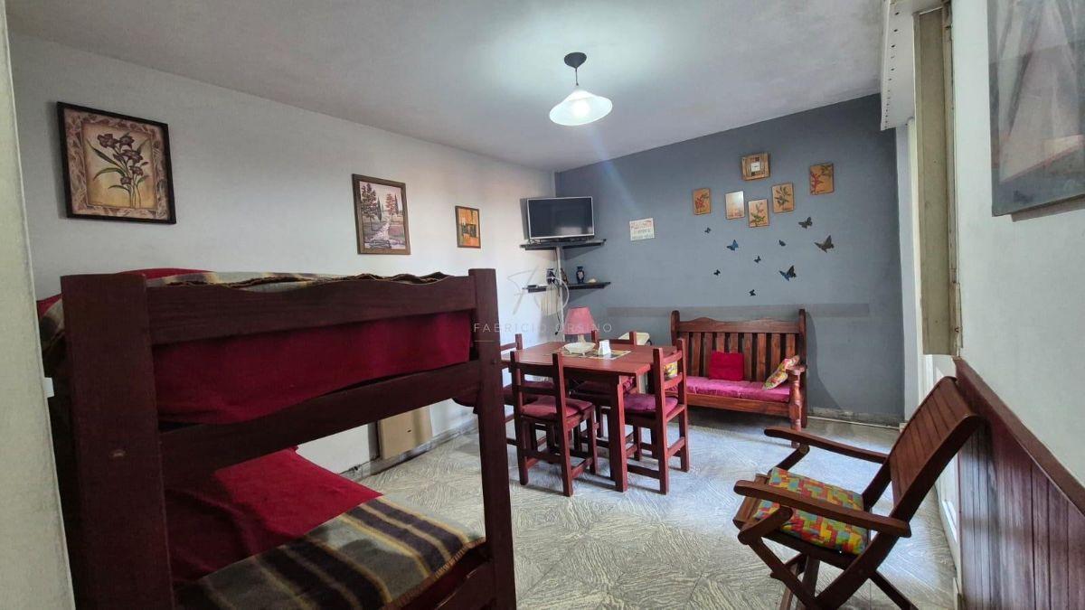 Foto de Departamento en venta c/ cochera en Santa Teresita, imagen 1