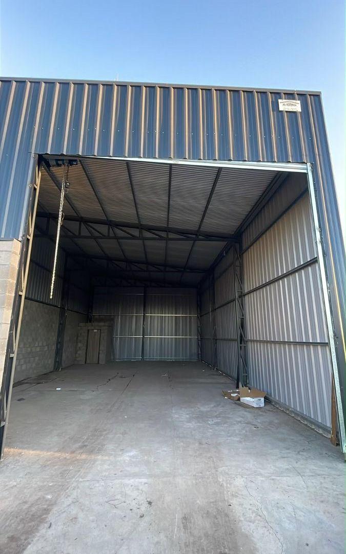 Foto de Galpon en venta a 100 mts del cruce de Ruta 9 y la AO12, en Roldan, imagen 2