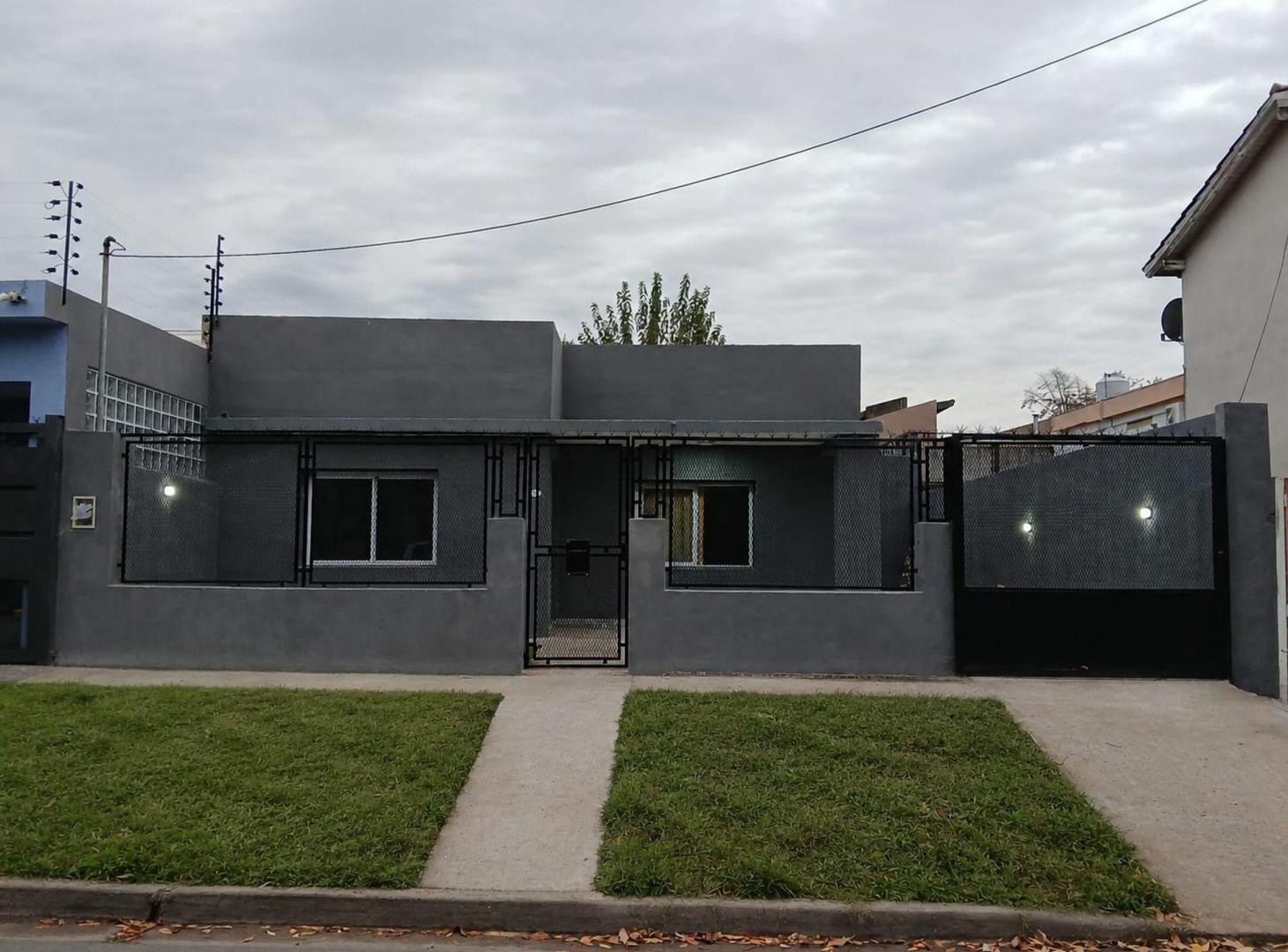 Foto de Venta Casa 3 Ambientes Ituzaingó, imagen 1