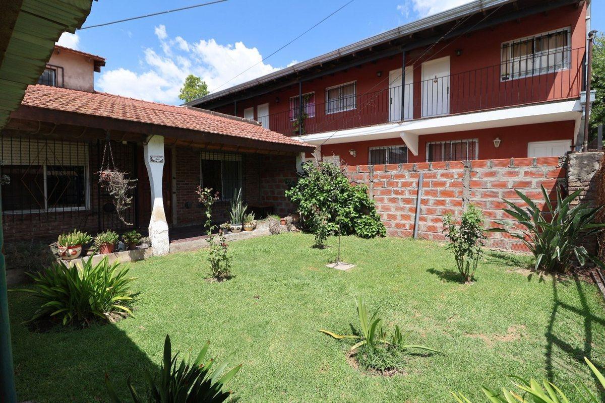 Foto de Casa en Venta en Del Viso 6 amb, imagen 2