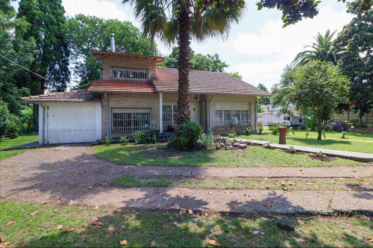 Foto de CASA EN VENTA SOBRE LOTE DE 1640 m² APTO CREDITO, imagen 1