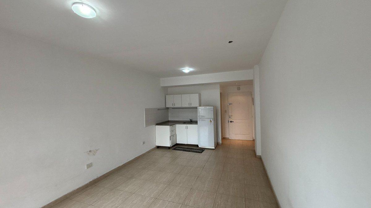 Foto de Venta Departamento Monoambiente en Monserrat, imagen 4