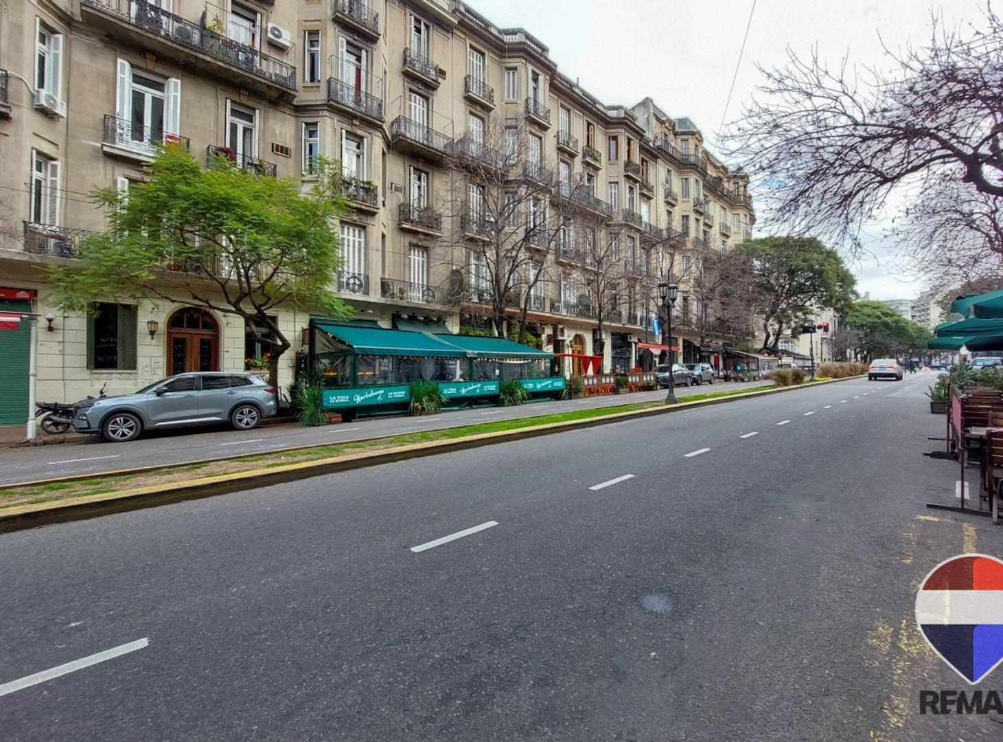Foto de VENTA EXCELENTE DEPTO 2 AMB Y 1/2 EN SAN TELMO, imagen 3