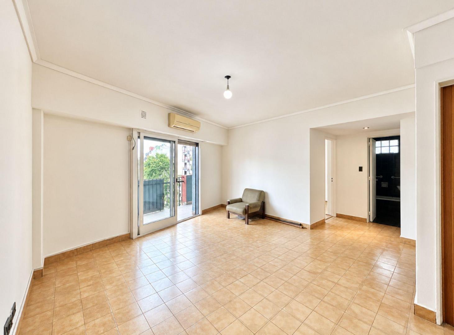 Foto de VENTA DEPTO 3 AMBIENTES BALCON FRENTE, CABALLITO, imagen 1