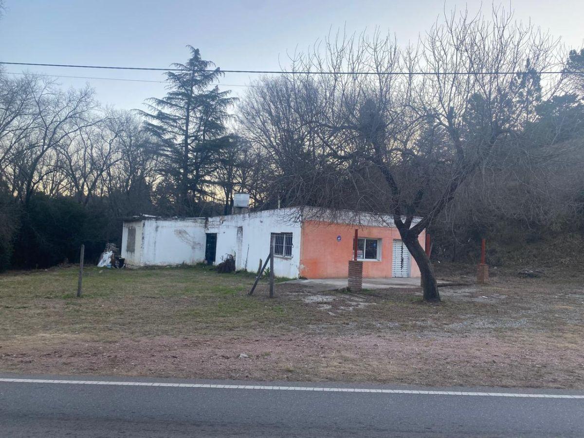 Foto de VENDO LOTE DE 4.000 MTS2 + CONSTRUCCIÓN / SALÓN COMERCIAL EN VA. CIUDAD, imagen 2
