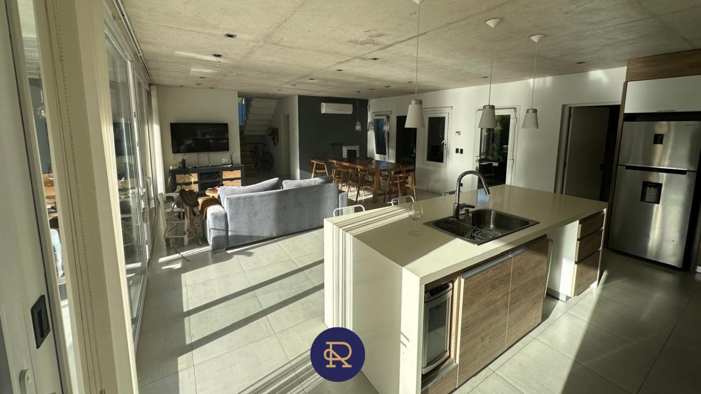 Foto de Destacada casa en Pinamar, imagen 2