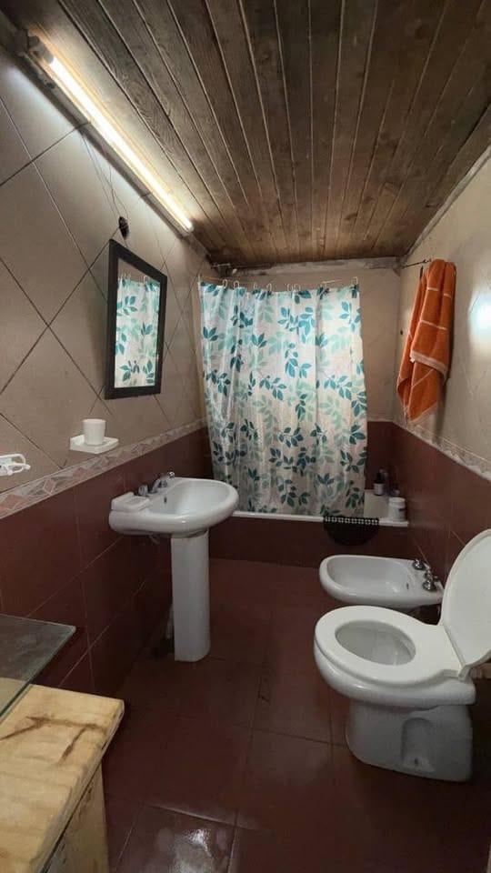 Foto de VENDO. Casa en Las Tejas calle Santísima Trinidad esquina Blas Parera, imagen 5