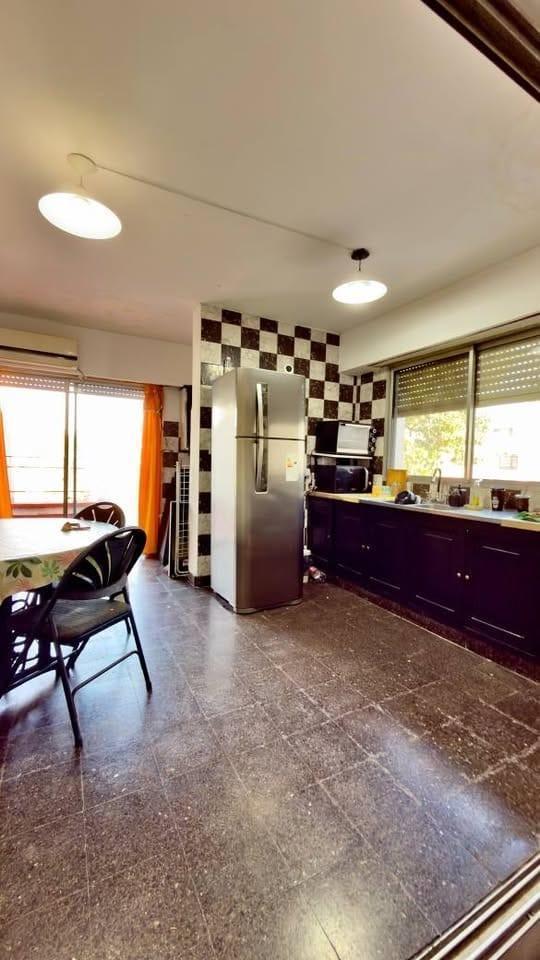 Foto de VENDO. Casa y departamento céntrico. Concordia, ER., imagen 4