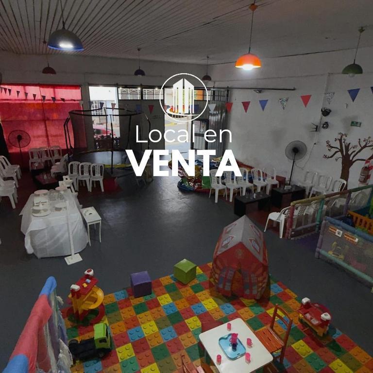 Foto de VENDO. Local en calle Vélez Sarsfield. Concordia, ER., imagen 1