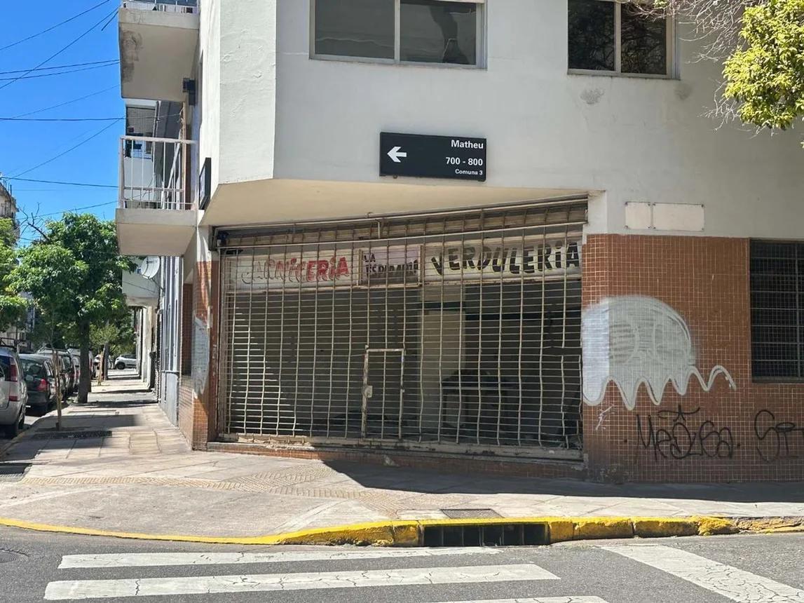 Foto de Local - Alquiler - Almagro - Esquina, imagen 2