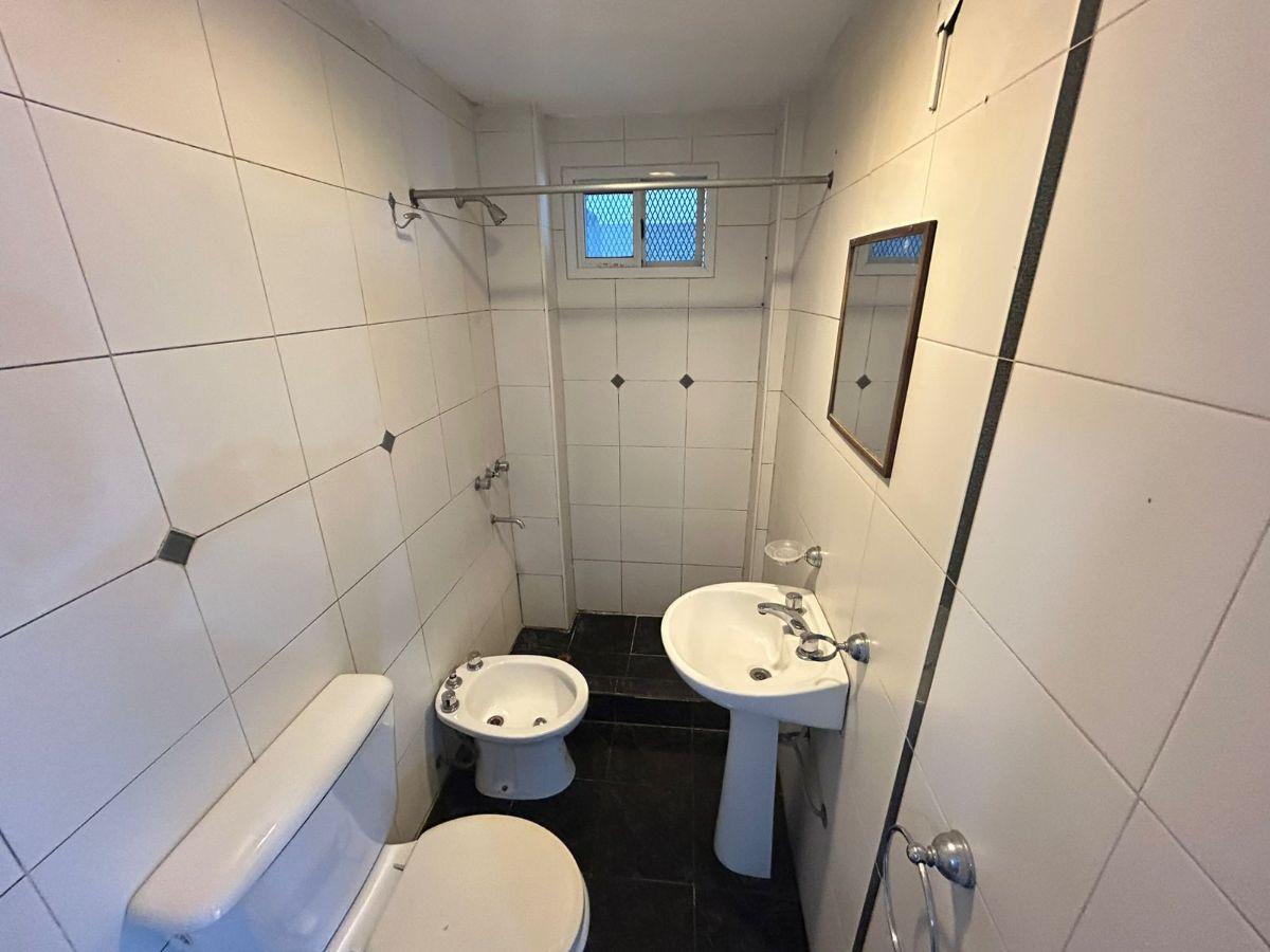 Foto de Departamento en Alquiler en Bernal Oeste, imagen 4
