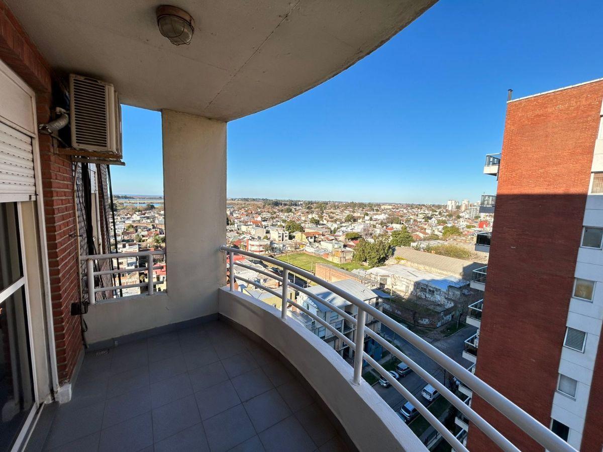 Foto de Departamento de tres ambientes con cochera en las torres de fierro, imagen 5