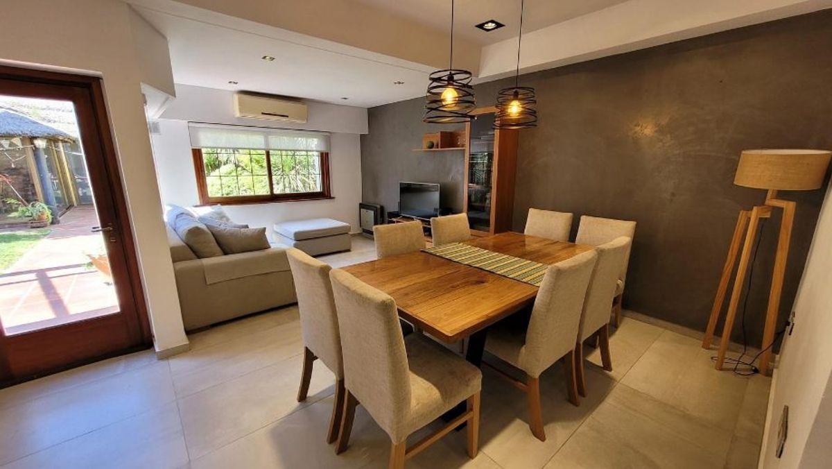 Foto de Excelente casa en venta en Quilmes!, imagen 2