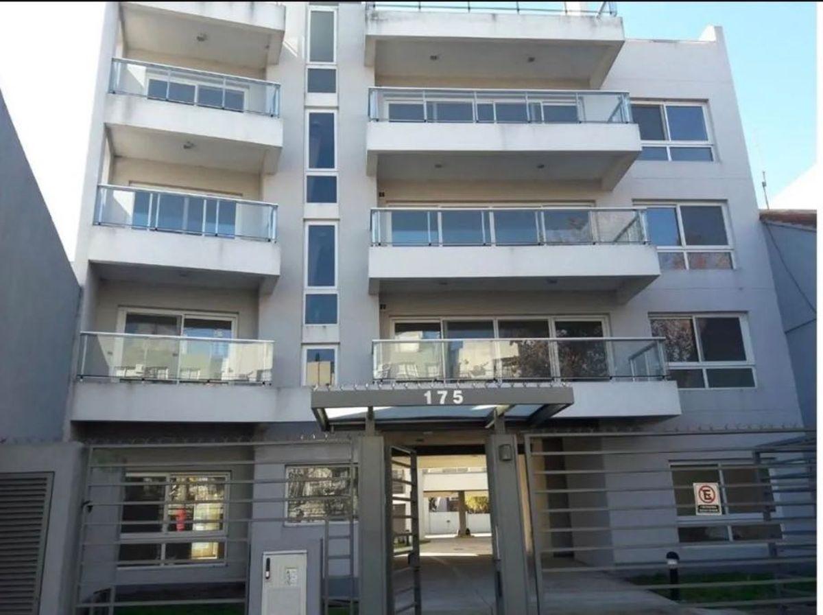 Foto de Departamento APTO CREDITO en Barrio Parque, Bernal, imagen 1
