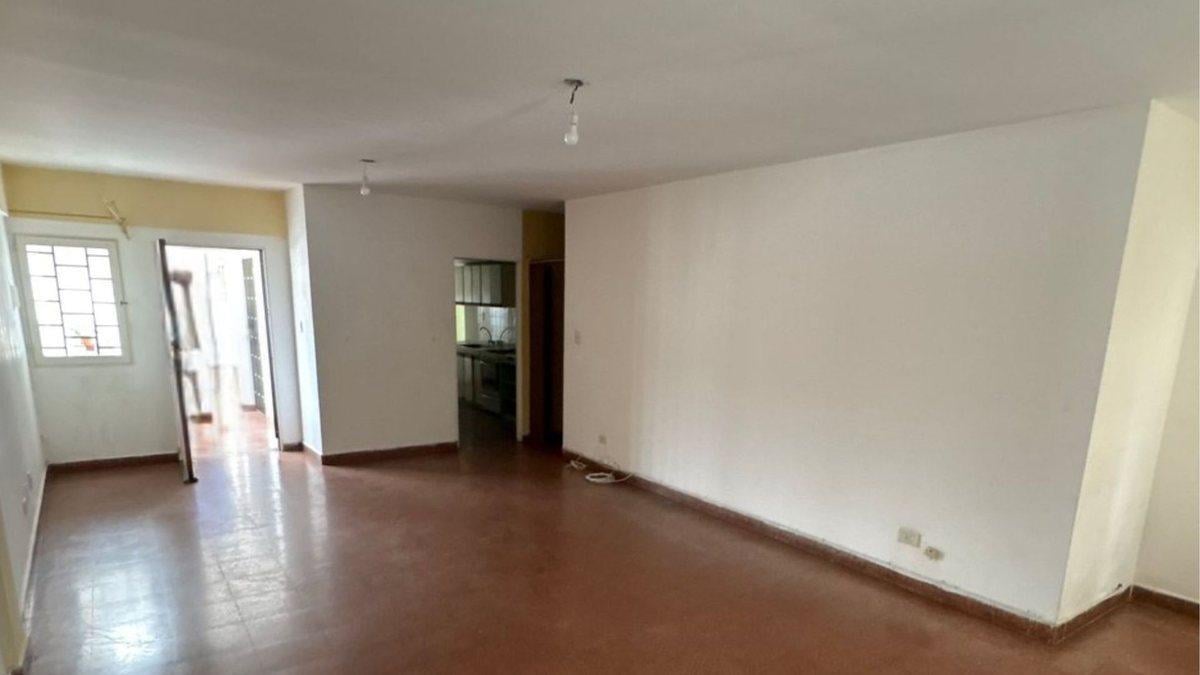 Foto de DEPARTAMENTO AMPLIO VENTA CENTRO 3 DORMITORIOS, imagen 3