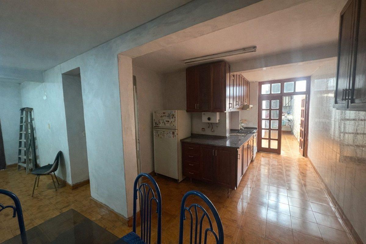 Foto de CASA ESQ 3 DORMITORIOS B° INTERSINDICAL ZONA SUR, imagen 4