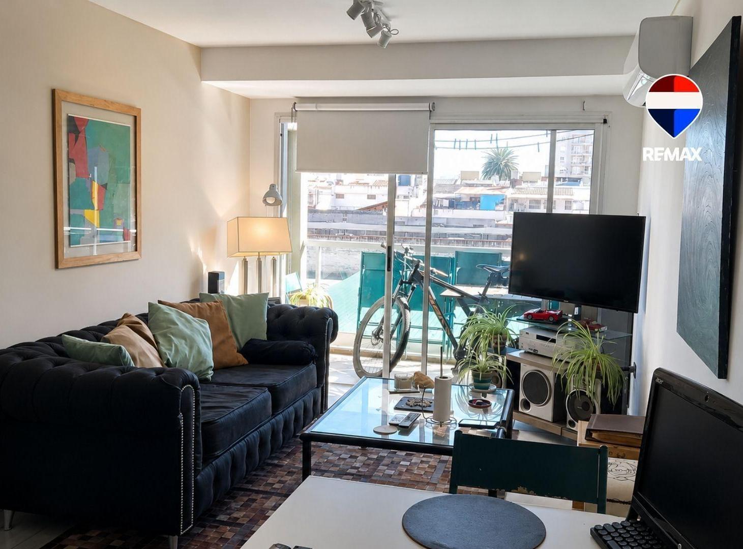 Foto de DEPARTAMENTO AMPLIO VENTA GORRITI 40 1 DORMITORIO, imagen 2
