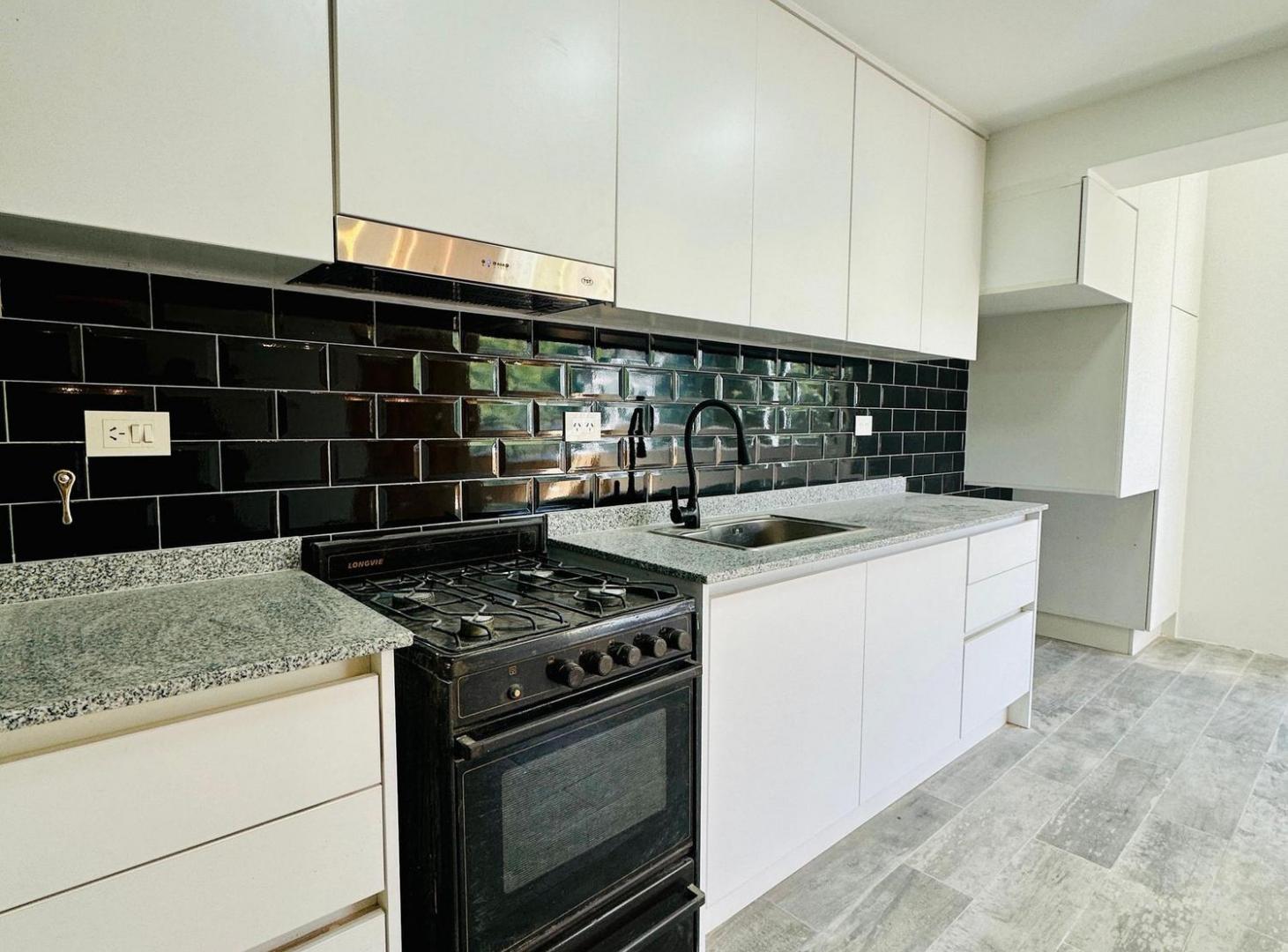 Foto de DEPTO A NUEVO 3 DORM VENTA DUEÑO ACEPTA PERMUTA, imagen 4