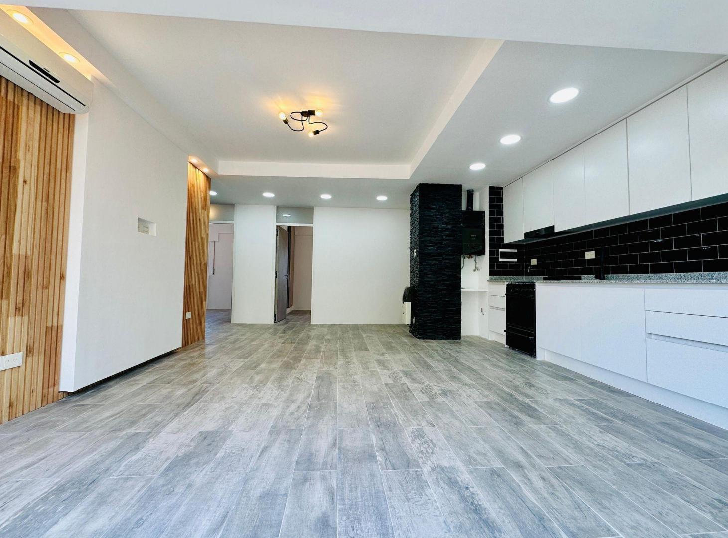 Foto de DEPTO A NUEVO 3 DORM VENTA DUEÑO ACEPTA PERMUTA, imagen 2