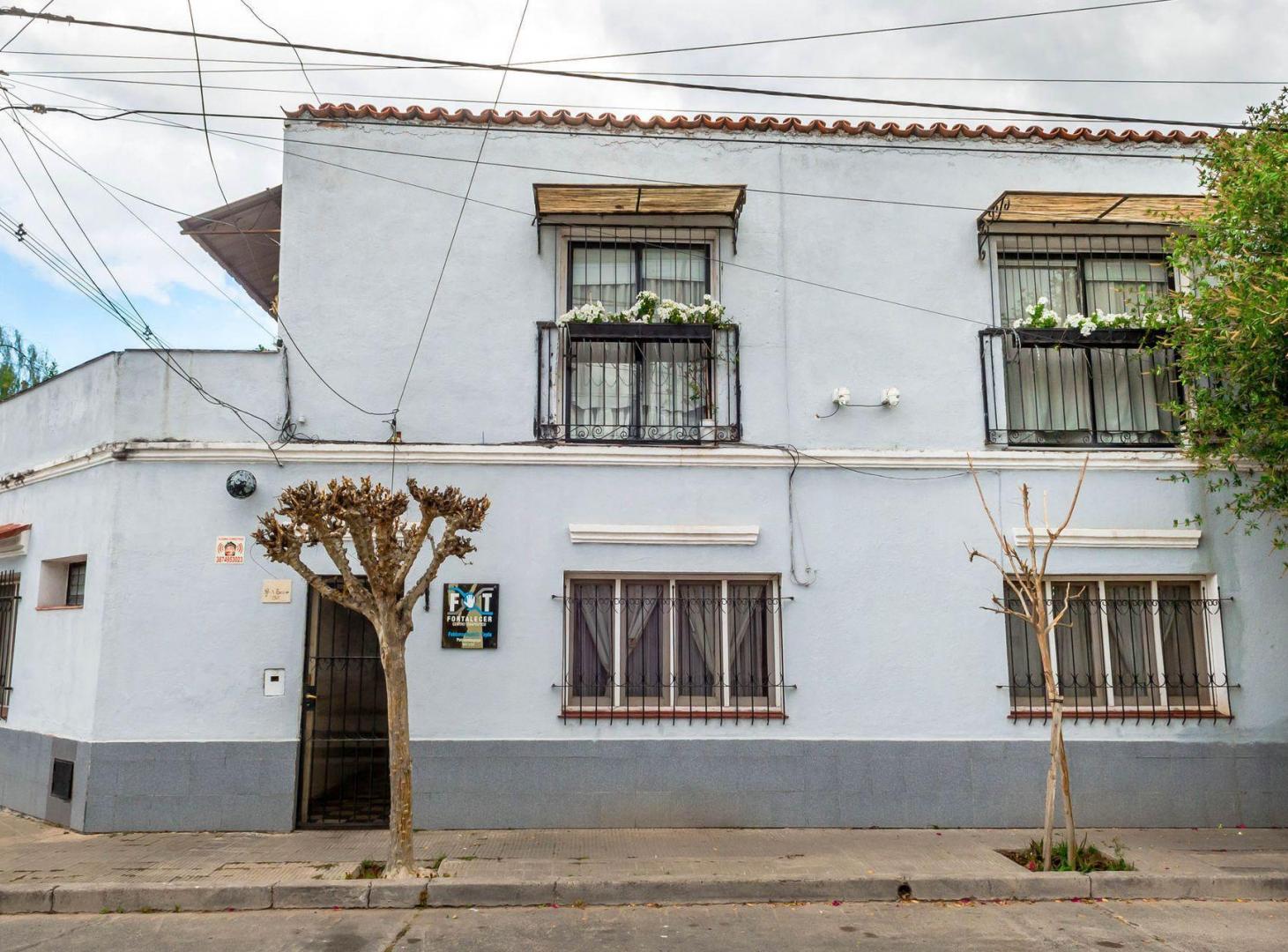 Foto de VENTA CASA CON DEPTO ZONA PLAZA ALVARADO, imagen 3