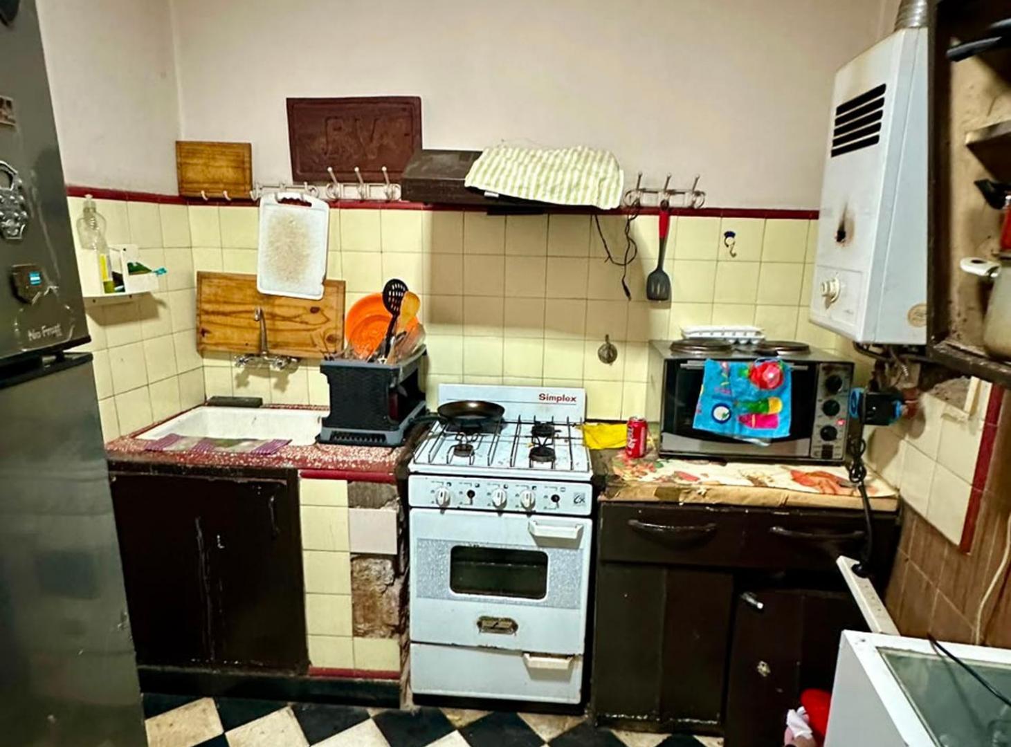 Foto de VENTA CASA CON LOCAL A 3 CUADRAS PLAZA 9 JULIO, imagen 5
